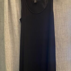Black Sleeveless Dress